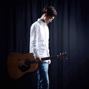 久久精品人成免费
